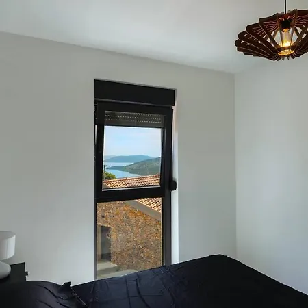 فيلة Grey With Heated Pool *