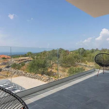 Grey With Heated Pool *