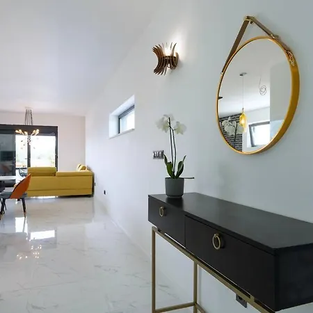 Grey With Heated Pool *