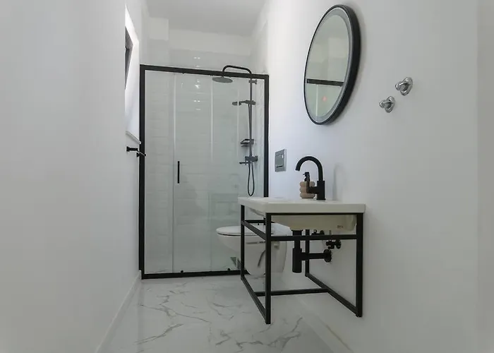 Grey With Heated Pool Vinišće