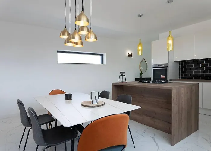 Grey With Heated Pool Vinišće